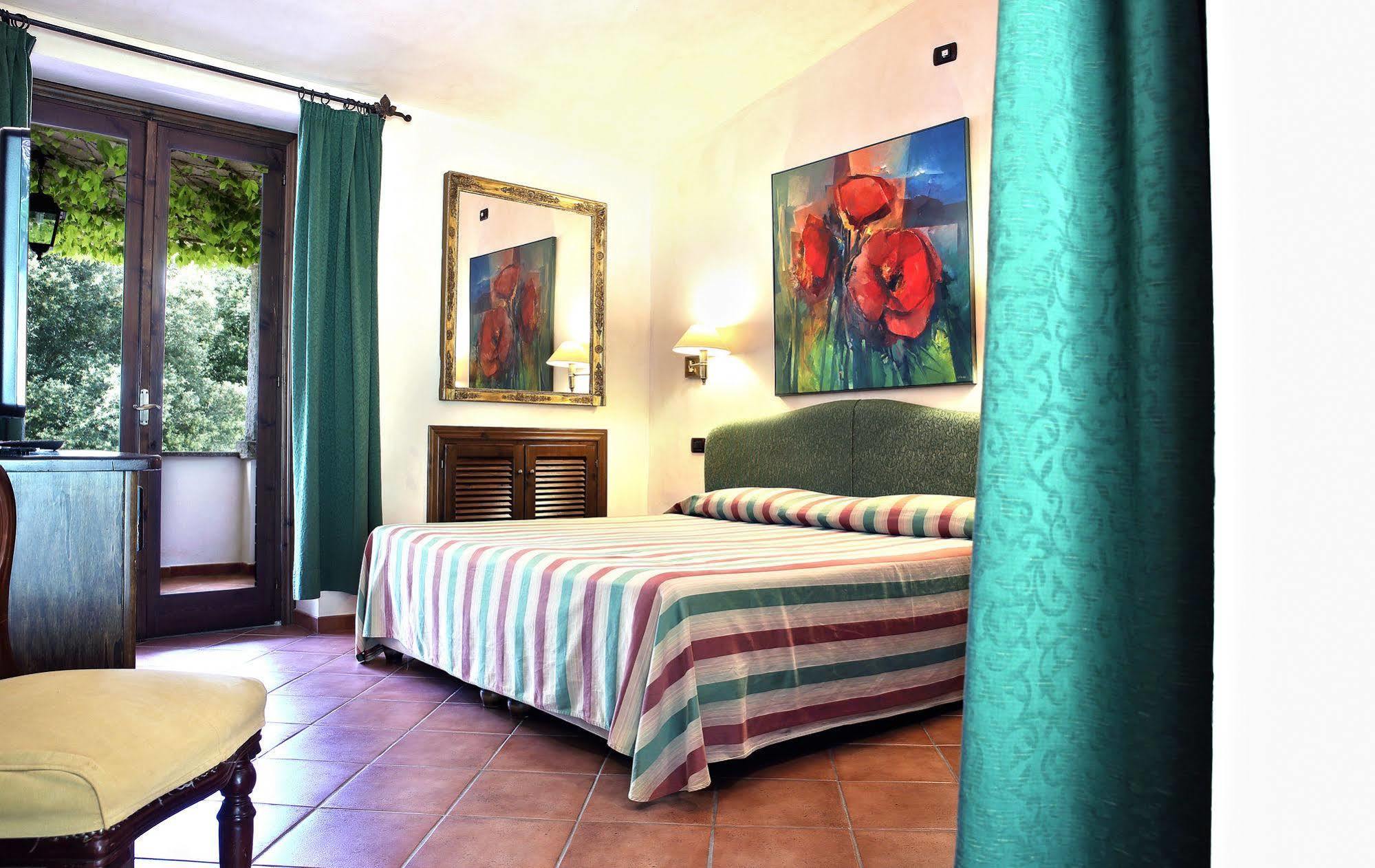 L'Agnata Di De Andre Boutique Hotel Tempio Pausania Exterior foto
